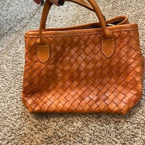 woven leather? purse